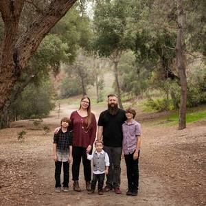 Meet your Posher, April